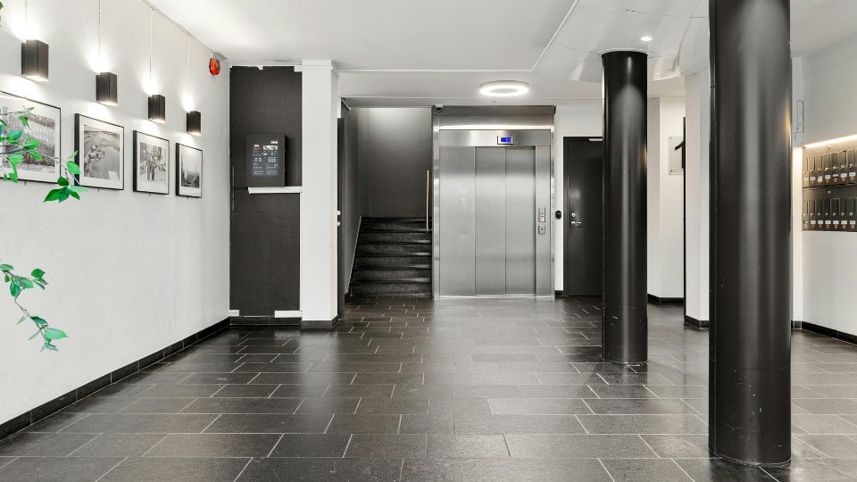 elevator installation