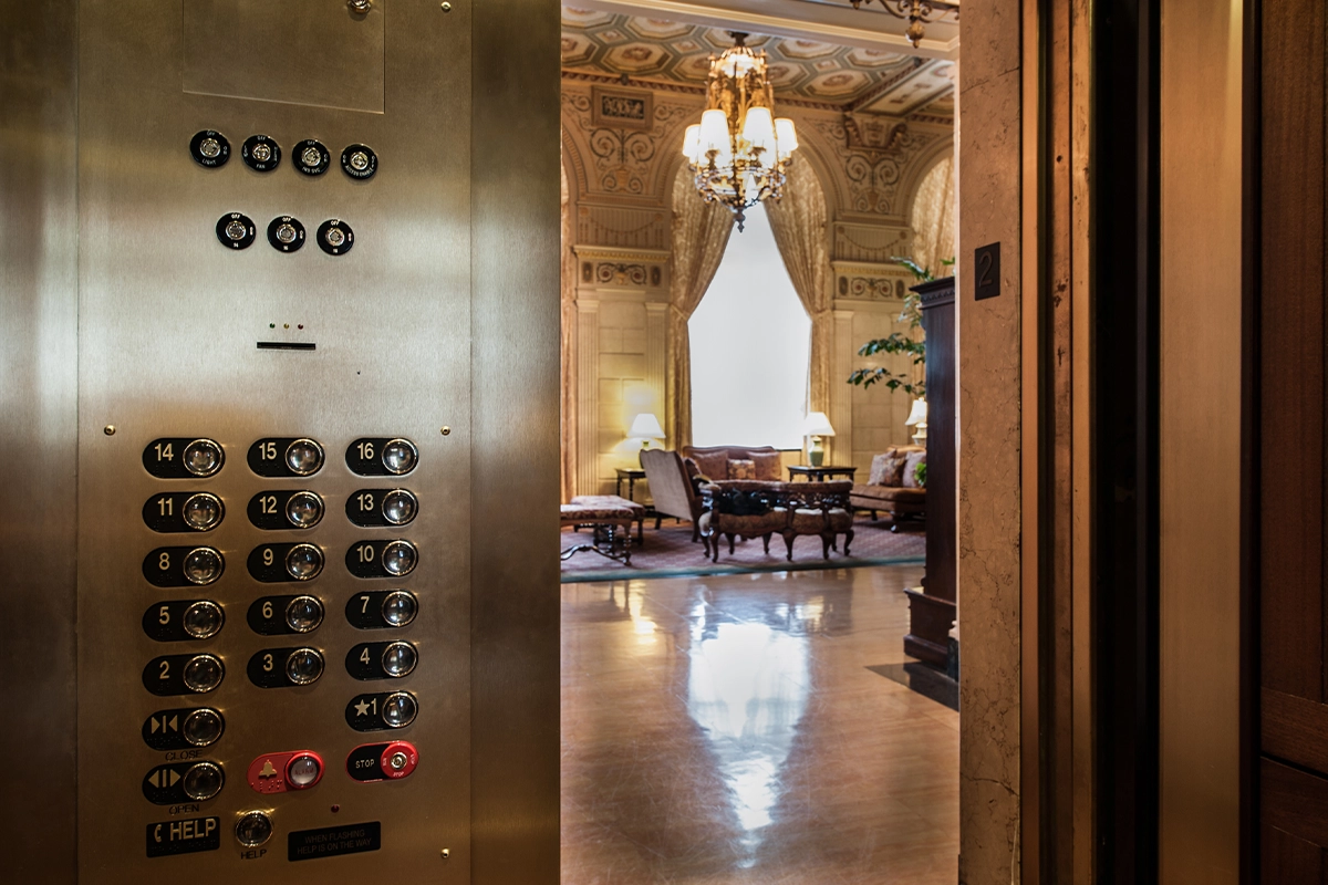 Murphy The Brown Hotel featured